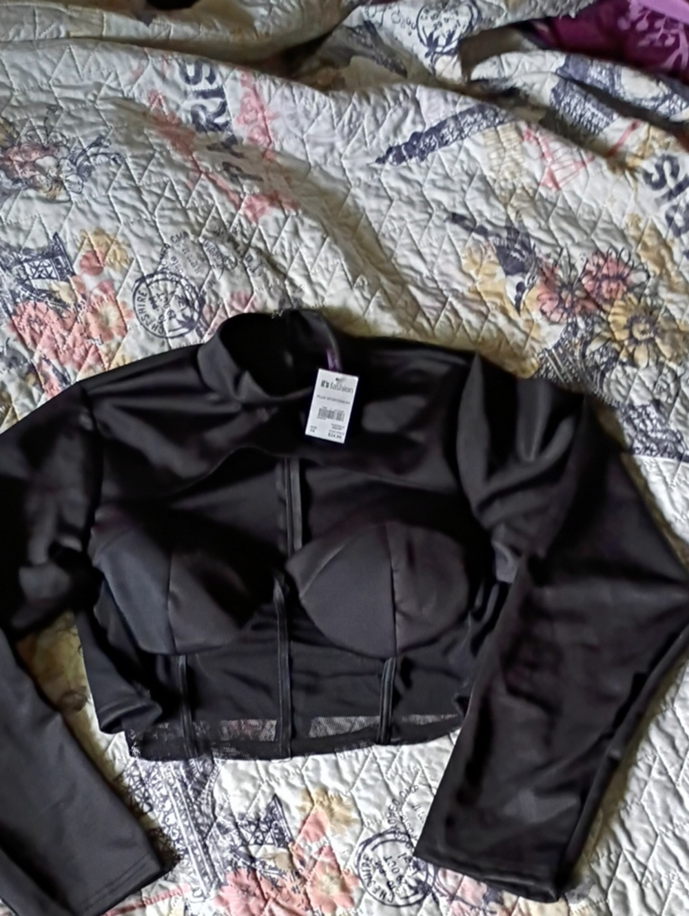 Black Women's Long-Sleeve Cropped Jacket with Structured Bust